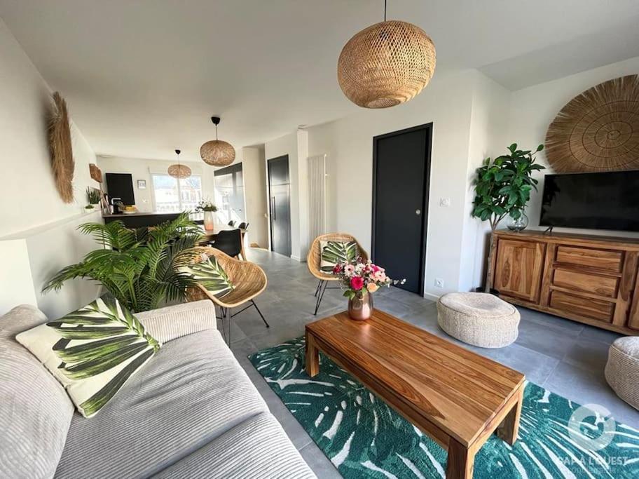 .La Villa Sablaise. Maison Avec Place De Parking Au Coeur Du Quartier Arago Les Sables-dʼOlonne Exterior foto